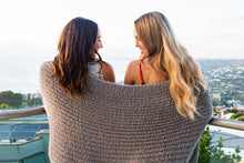 Load image into Gallery viewer, Luxe Featherweight Blanket
